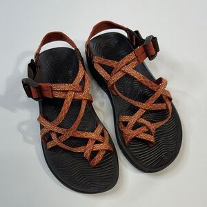 Chaco Z/Volv X2 hiking sandals Women’s size 8W